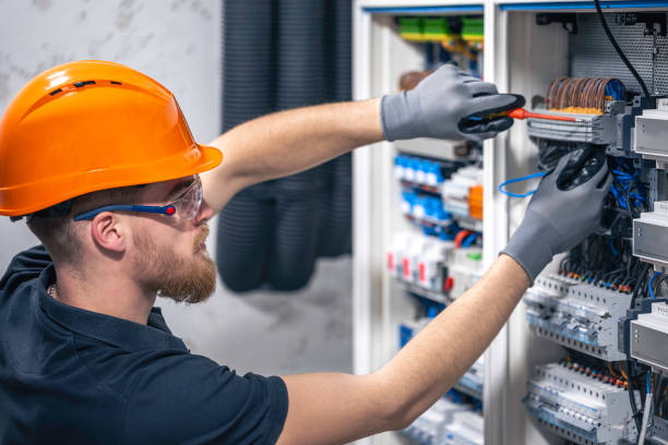 Best Affordable Emergency Electrician  in Mcgregor, FL